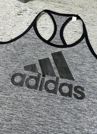 Оригинальная, спортивная майка от бренда “adidas - big logo”3 фото