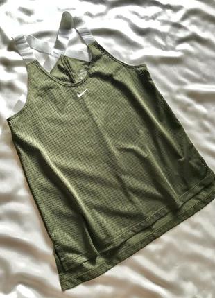 Спортивна майка nike tank loose fit