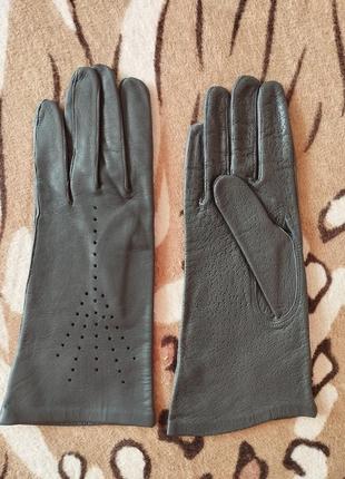 Изысканные перчатки перчатки лайковые кожаные. новые!5 фото