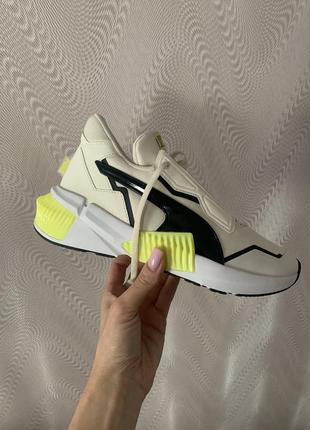 Кросівки puma  provoke xt fm wn eggnog-soft fluo yellow6 фото