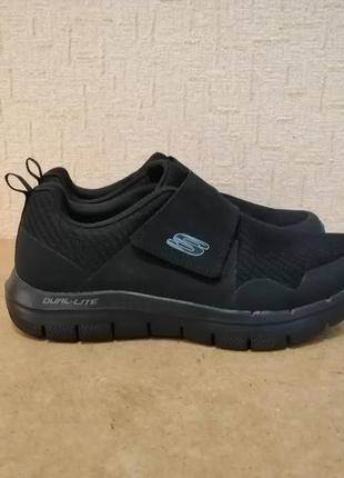 Кросiвки skechers flex memory foam на стопу 25 см стан нових