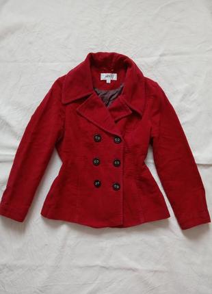 Пальто укороченное красное теплое коттоновое демисезонное пиджак укороченный жакет жаксный красивый женский теплый красный полушубок осень весна