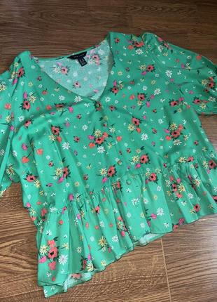 Блуза с цветами баской7 фото