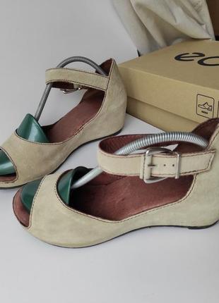 Кожаные замшевые босоножки clarks (англия) р. uk 5 стелька 24,5 см