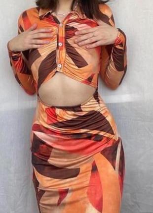 Сукня plt яскравих кольорів , гарно пасуватиме під засмагу. тягнеться