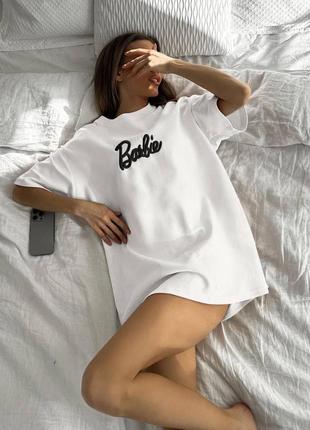 Женская футболка оверсайз с вышивкой barbie2 фото