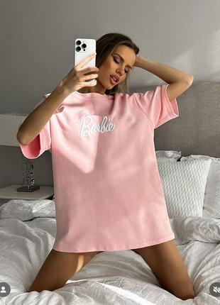 Женская футболка оверсайз с вышивкой barbie5 фото
