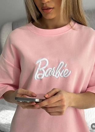 Женская футболка оверсайз с вышивкой barbie8 фото
