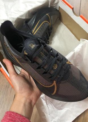Nike zoom gravity black 35 (22,5 cm) кроссовки найк модные3 фото