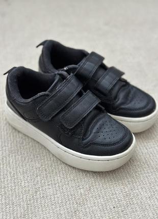 Кросівки zara