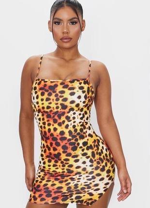 Леопардовое яркое платье prettylittlething