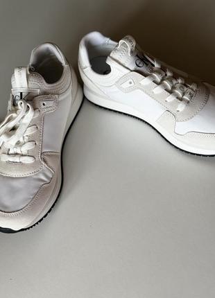 Жіночі кросівки від calvin klein4 фото