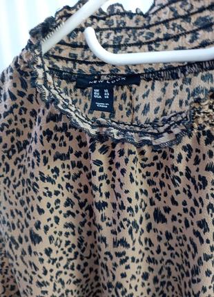 Леопардова блуза без рукавів2 фото