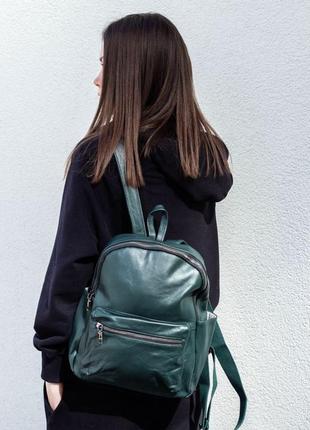 Женский рюкзак grace зеленый натуральная кожа8 фото