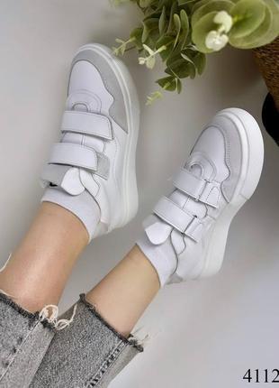 Кросівки натуральні, білі3 фото