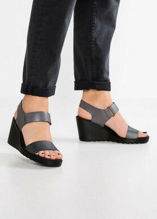 Босоніжки жіночі ecco freja wedge4 фото