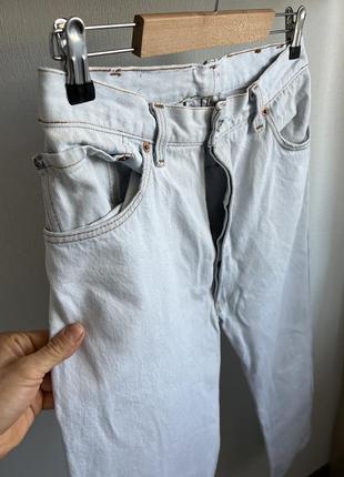 Светлые джинсы levi's re-done3 фото