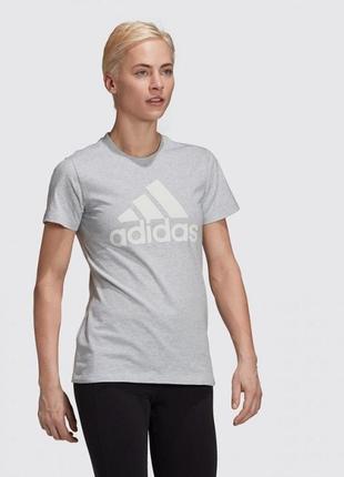 Серая футболка adidas