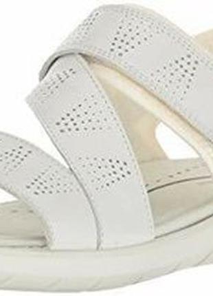 Комфортные женские босоножки soft 5 cross strap sandal2 фото