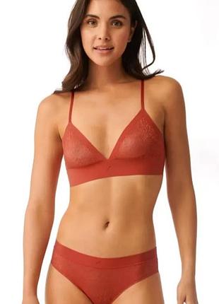 Бесшовный бюстгальтер