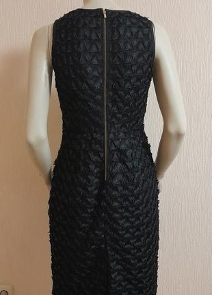 Шикарное короткое платье чёрного цвета в геометрический принт calvin klein5 фото