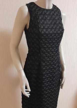 Шикарное короткое платье чёрного цвета в геометрический принт calvin klein4 фото