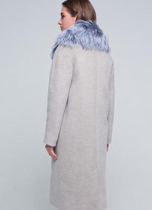 Пальто зимнее с натуральным мехом3 фото
