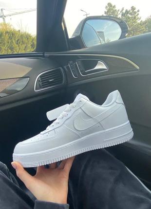 Мужские / женские кроссовки nike air force 1 '07 classic white low premium, унисекс белые кожаные кроссовки найм аир форс ловаир5 фото