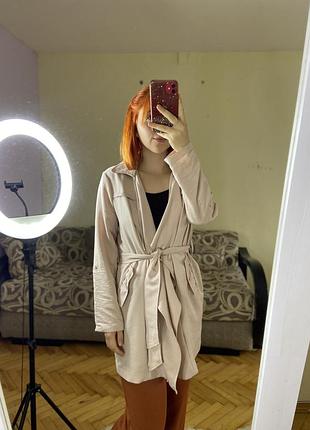 Легенька накидочка пальто на весну