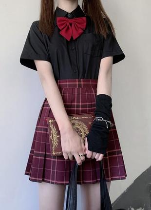 Чорна сорочка у школу мінімалістична 7301 рубашка оверсайз з карманом короткі рукави чорна форма2 фото