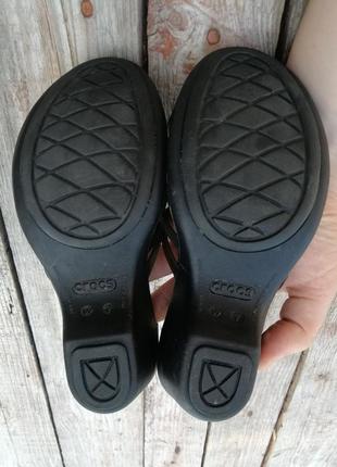 Босоніжки crocs w7  38 р.3 фото