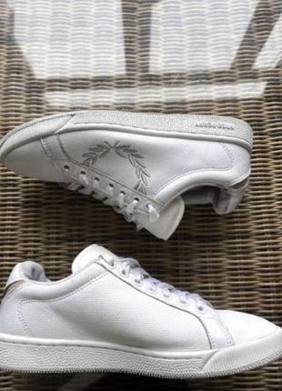 Кожаные кроссовки fred perry оригинальные белые3 фото