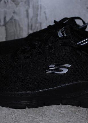 Skechers кроссовки черные 37 размер7 фото