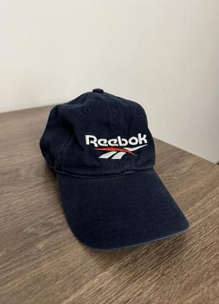 Кепка reebok в идеальном состоянии