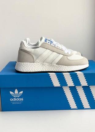 Кроссовки женские adidas marathon tech white адидас марафон тех белые3 фото