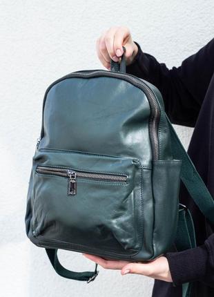 Женский стильный и качественный рюкзак из натуральной кожи зеленый9 фото