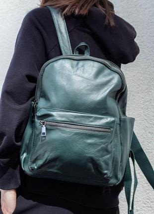 Женский стильный и качественный рюкзак из натуральной кожи зеленый10 фото