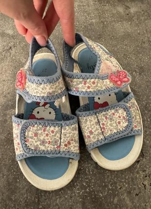 Летние босоножки, сандалии детские hello kitty8 фото