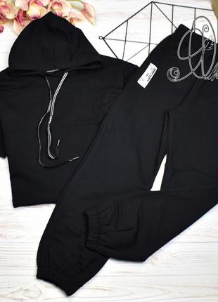 Костюм футболка со штанами, черный