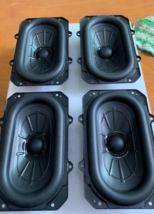 Сабвуфер динамік jbl boombox 3 в наявностi