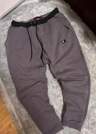 Штани nike modern tech fleece