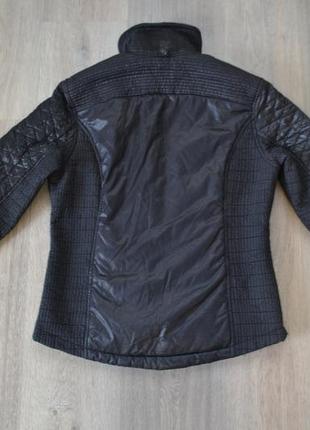 Легкая куртка на синтепоне р. m-l в новом состоянии6 фото