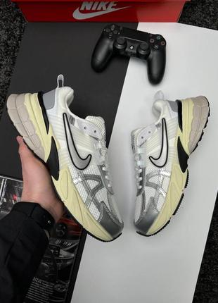 Чоловічі кросівки nike runtekk white silver