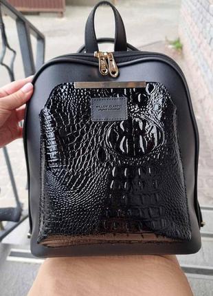 Жіночий модний чорний рюкзак-сумка еко шкіра і рептилія