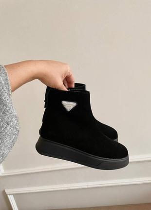 Чорні жіночі черевики снікерси зимові замша7 фото