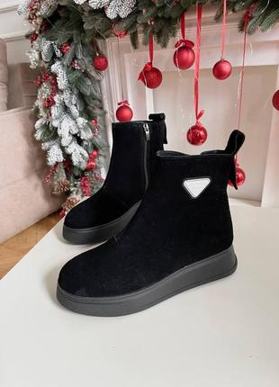 Чорні жіночі черевики снікерси зимові замша10 фото