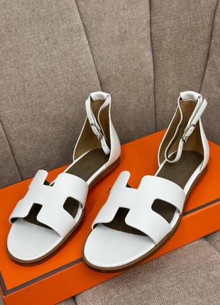 Белые босоножки сандали эрмес hermes1 фото