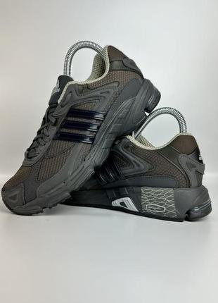 Кроссовки adidas response cl