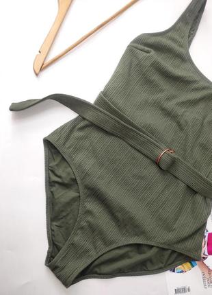 Купальник женский цельный зеленого цвета с поясом от бренда zara л хл2 фото