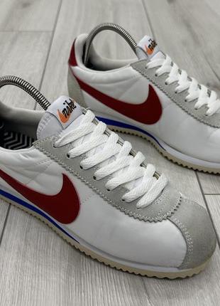 Жіночі кросівки nike cortez nylon premium red (24 см)1 фото